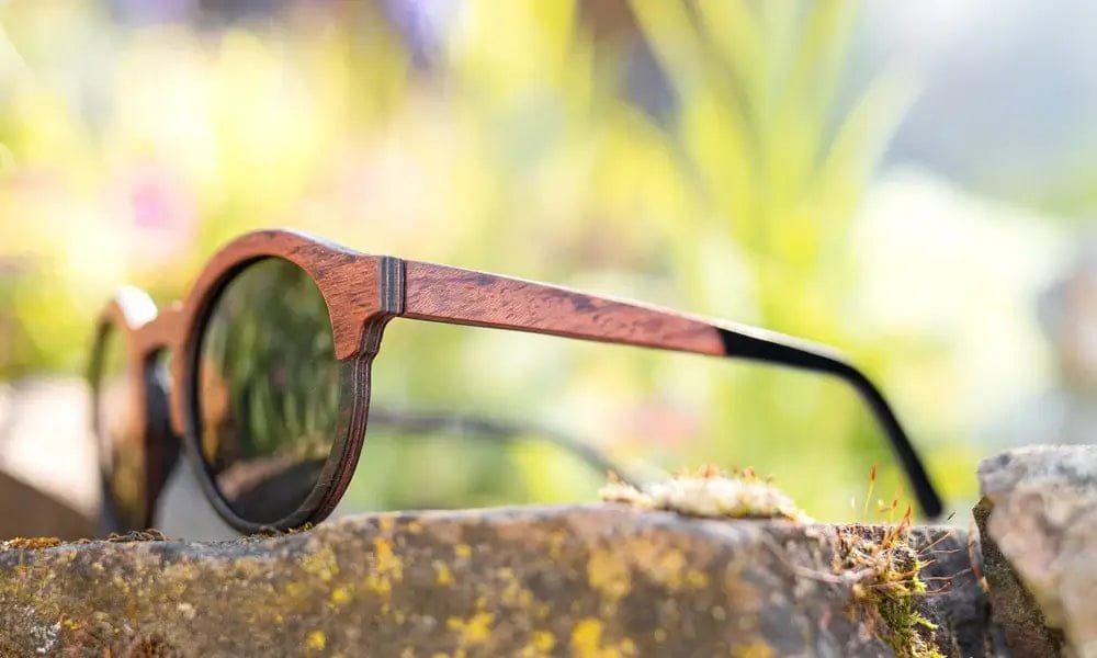 Lunettes de Soleil en Bois Unisexe élégantes et Confortables