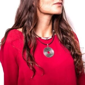 Collier en Liège Tourbillon Perles Noir Femme — Bijoux en Bois