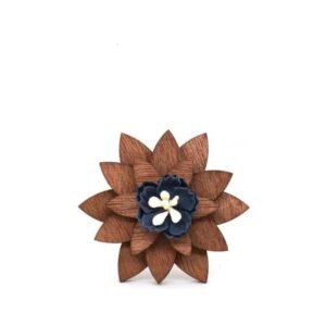 Broche Fleur Cyprès Bois Décoration — Bijoux en Bois